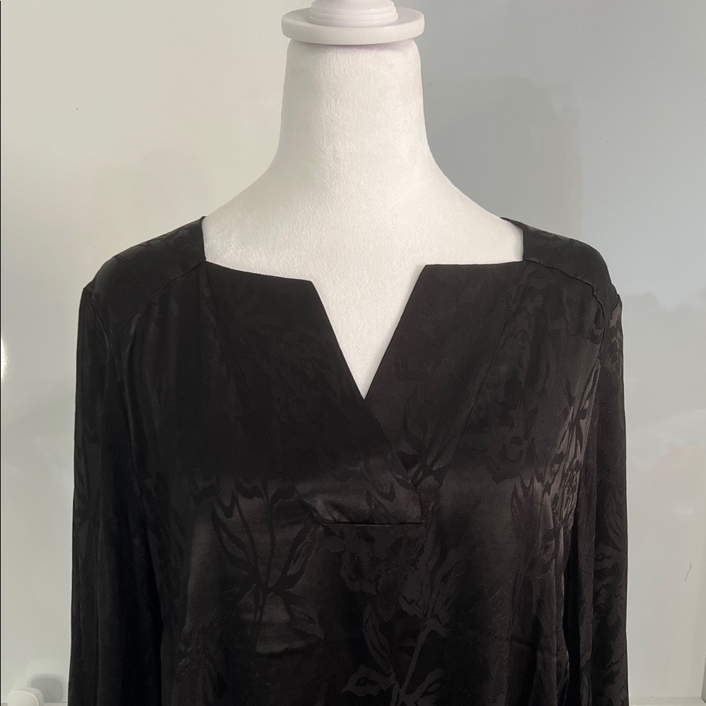 Chico's Elegant Black Long Sleeve Blouse 2 - Picture 3 of 9